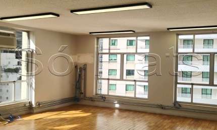 Edificio Conselheiro Paula Souza, sala comercial disponível para locação contendo 72m² e 1 vaga.