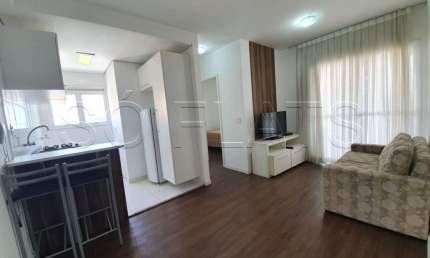 Flat com 1x dormitório 35m² mobiliado com internet, aceita pet e ao lado da PUC-SP.