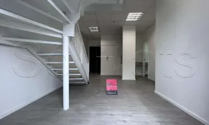 Horizonte JK, sala comercial disponível para venda com 135m², 3 salas e 2 vagas