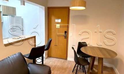 Royal Brooklin, flat disponível para locação contendo 43m², 01 dormitório e 01 vaga.