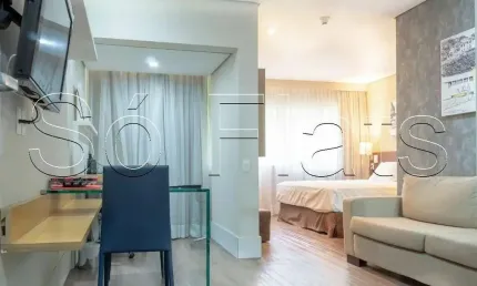 Flat no transamérica berrini disponível para locação com 32m², 01 dormitório e 01 vaga de garagem.