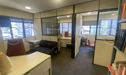 Sala comercial disponível para venda no ed. cambridge office center, com 45m² e 02 vagas de garagem