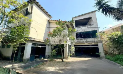 Casa alto padrão no morumbi disponível para venda com 784m², 5 dormitórios e 4 vagas