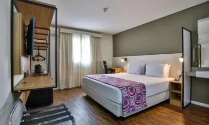 Flat na rua vergueiro, prox ao metrô ana rosa, rodeado por grandes faculdades e comércio em geral