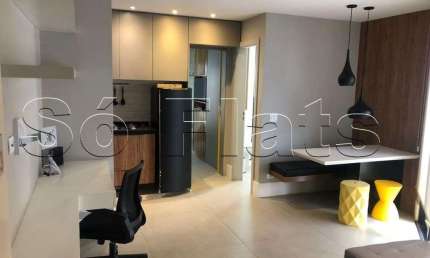 Flat para locação em Moema, próximo a Av. Sto Amaro, rápido acesso a Vila Olímpia e Itaim.