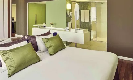 Flat com 1 quarto à venda na Avenida Jorge Zarur, 1, Vila Ema, São José dos Campos