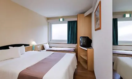 Flat com 1 quarto à venda na Avenida Jorge Zarur, 81, Vila Ema, São José dos Campos