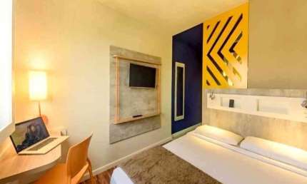 Flat Ibis budget São João disponível para venda com 13m²