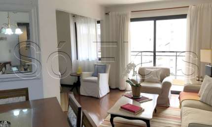 Lindo Flat para locação de alto padrão, com 02 dorms, próximo a Av Ibirapuera e Shopping Ibirapuera.