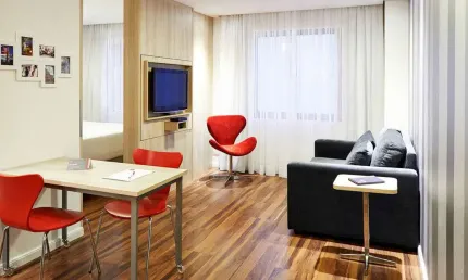Flat Adagio Moema disponível para venda com 37m²e 01 vaga de garagem