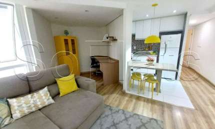 Flat bem localizado próx da Avenida Santo Amaro e Metrô Campo Belo. Consulte-nos.