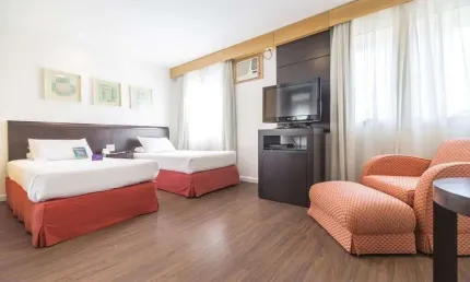 Flat na vila olímpia próx a av sto amaro e da faculdade fmu. sem burocracia para alugar.