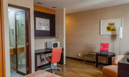 ÓTIMO FLAT NA VILA OLÍMPIA PRÓXIMO A AV STO AMARO COM ENTRADA IMEDIATA.