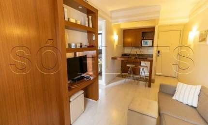 Flat de 02 dormitórios no Itaim Bibi, excelente empreendimento e ótima localização, cozinha completa