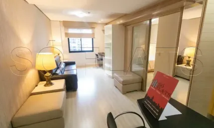 Flat com 02 dormitórios em Moema, próximo ao Shopping e avenida Ibirapuera, ótima localização