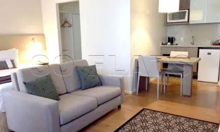 Flat com excelente estrutura no Itaim Bibi para locação com entrada imediata e sem fiador.