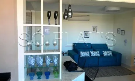 Flat com 2 dorms, prox a av, jorn roberto marinho, fácil acesso a marg. pinheiros e av sto amaro