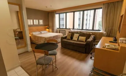Flat  na  al lorena, prox a av. 9 de julho,  a mercados, bancos e lojas em geral