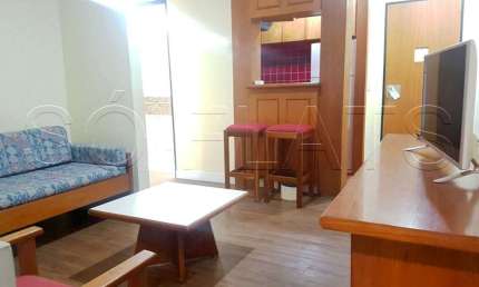No famoso bairro da Consolação, na melhor região de São Paulo, flat mobiliado.