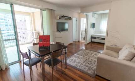 Flat maravilhoso com 2 dormitórios, requinte e conforto excelente instalação.