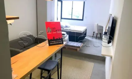Flat mobiliado com serviços, suíte com varanda e área de lazer completa no melhor bairro de SP.