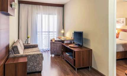 Flat com 1 dormitório e 1 vaga em São Caetano disponível locação.