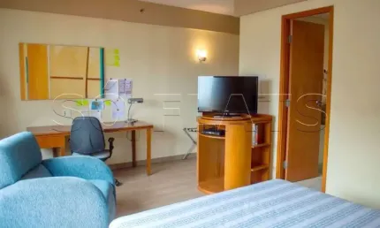 Flat para locação no Live Lodge contendo 26m², 1 dormitório e 1 vaga de garagem.