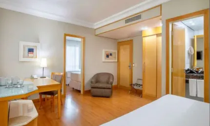 Flat Tryp Higienopolis disponível para venda com 50m², 02 dorms e 01 vaga de garagem