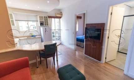 Flat na Rua Funchal totalmente mobiliado, com 33m² para locação na Vila Olímpia.