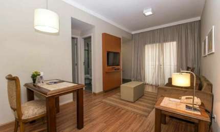 Flat Opera para locação contendo 42m², 1 dormitório e 1 vaga de garagem.