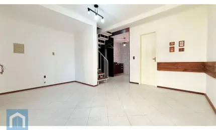 Casa em condomínio fechado com 3 quartos à venda na avenida monte cristo, 100, vila nova, porto alegre por r$ 228.000