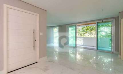 Cobertura Duplex no Quadrilátero de Ipanema, 282 m2, Piscina, 2 vagas de garagem.