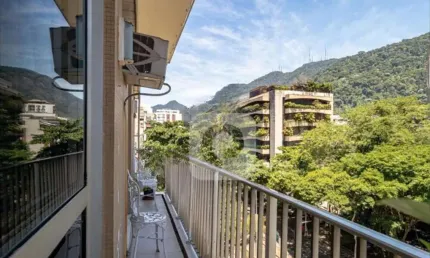 Apartamento Jardim Botânico/ Lagoa - 3 quartos e com sacada.