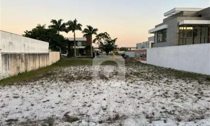 Excelente Terreno de 1.001 m² em Condomínio Fechado com Infraestrutura Completa!