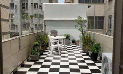 Apartamento Amplo e Aconchegante em Botafogo, com Varanda de 30m²!