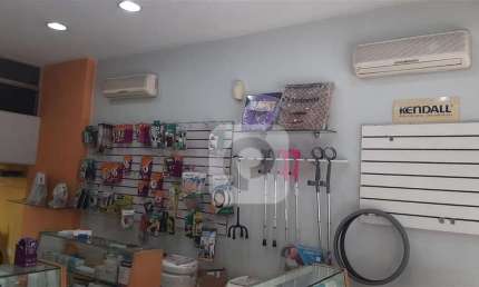 Loja Comercial em Laranjeiras com Ótima Localização e Diversas Possibilidades!