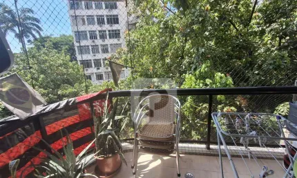 Charmoso apartamento entre Humaita e Largo os Leões