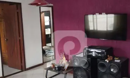 Apartamento tipo casa 2 Quartos frente rua centro terreno terreno linear a venda