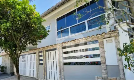 Casa duplex de condomínio com 160m²  à venda na Taquara com 03 quartos e 01 suíte