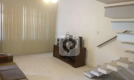 Casa 3 Quartos à venda na Taquara em Excelente Localização Condomínio fechado portaria 24h.