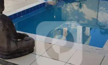 Casa à Venda com 270m² 4 quartos  Condomíno Carmel Village Recreio dos Bandeirantes