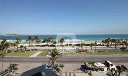 Cobertura duplex na praia da barra da tijuca vista mar posto 2