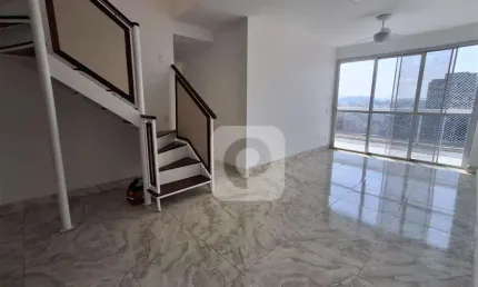 Cobertura com 4 quartos 211m2 no Recreio dos  Bandeirantes Barra Bonita