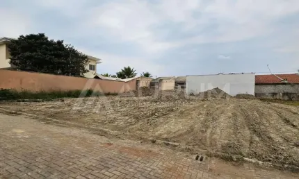 Terreno a 700 metros da PRAIA DAS PALMEIRAS, Balneário Piçarras/SC