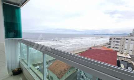 Apartamento com 03 Dormitórios (01 suíte) SEMIMOBILIADO com VISTA MAR, em Gravatá, Navegantes/SC