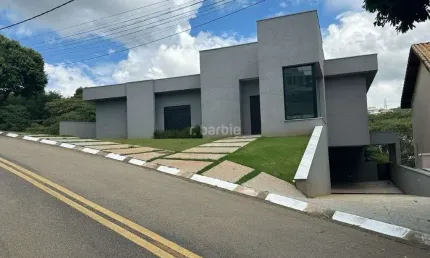 Casa em condomínio fechado com 3 quartos à venda na rua sabiá, 363, suru, santana de parnaíba por r$ 2.800.000
