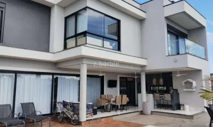 Casa em condomínio fechado com 3 quartos à venda na Rua Sabiá, 363, Suru, Santana de Parnaíba por R$ 4.245.000