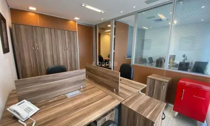 Ponto comercial à venda na Avenida Sagitário, 138/278, Alphaville, Barueri por R$ 550.000