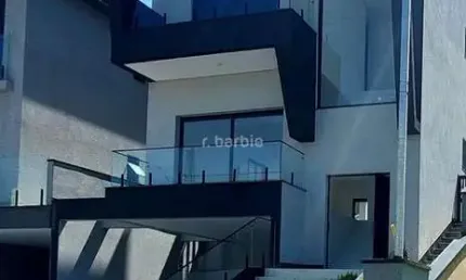 Casa em condomínio fechado com 4 quartos à venda na Rua Sabiá, 363, Suru, Santana de Parnaíba por R$ 2.200.000