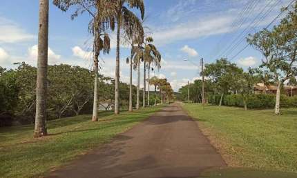 Terreno à venda na Vila Pinhal, Itirapina 